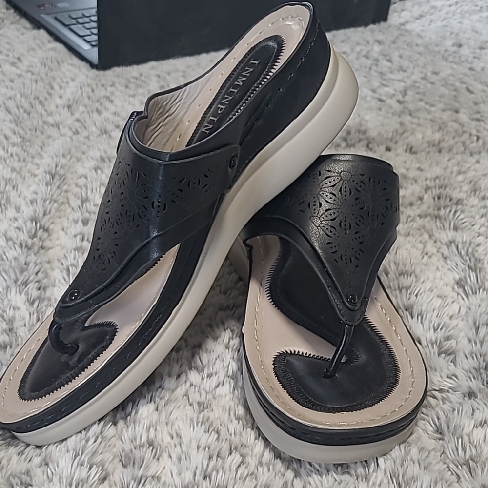 Black and Cream Sandals